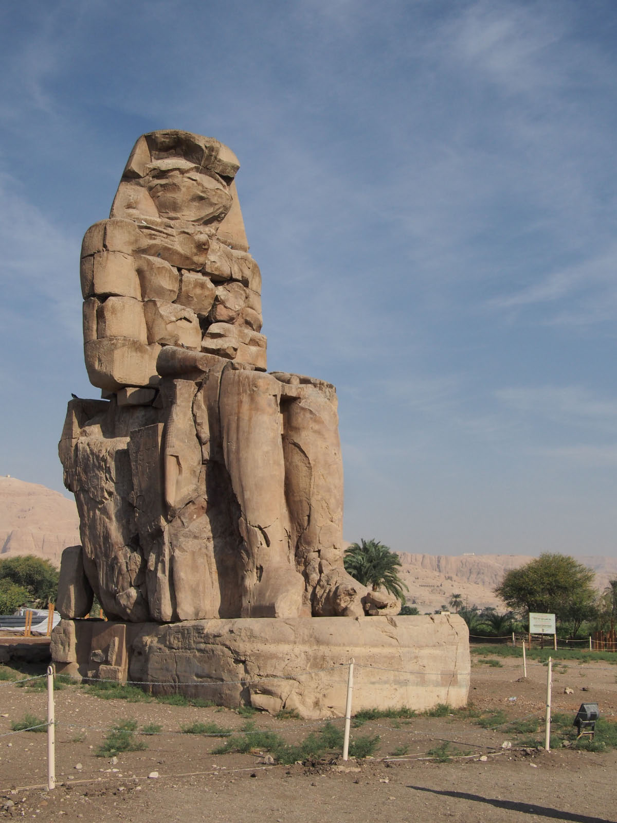 Egypte: colosses de Memnon
