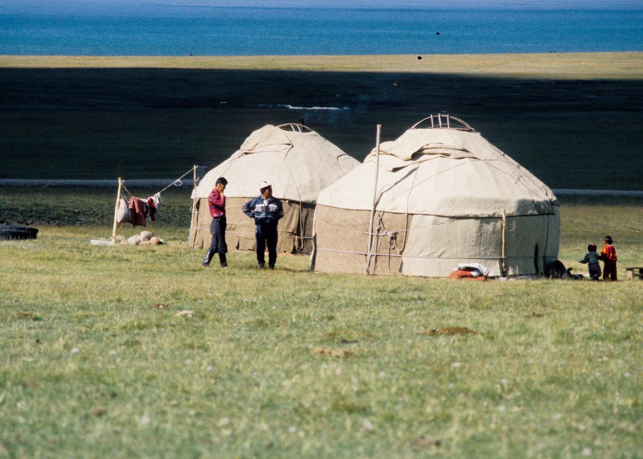 Yourtes nomades en Kirghizie
