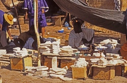 <strong>Lire la suite</strong><br>Kanouri ( peuple) Kanouri ( peuple)