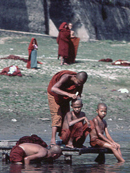 <strong>Lire la suite</strong><br>Birman- religions Birman- religions