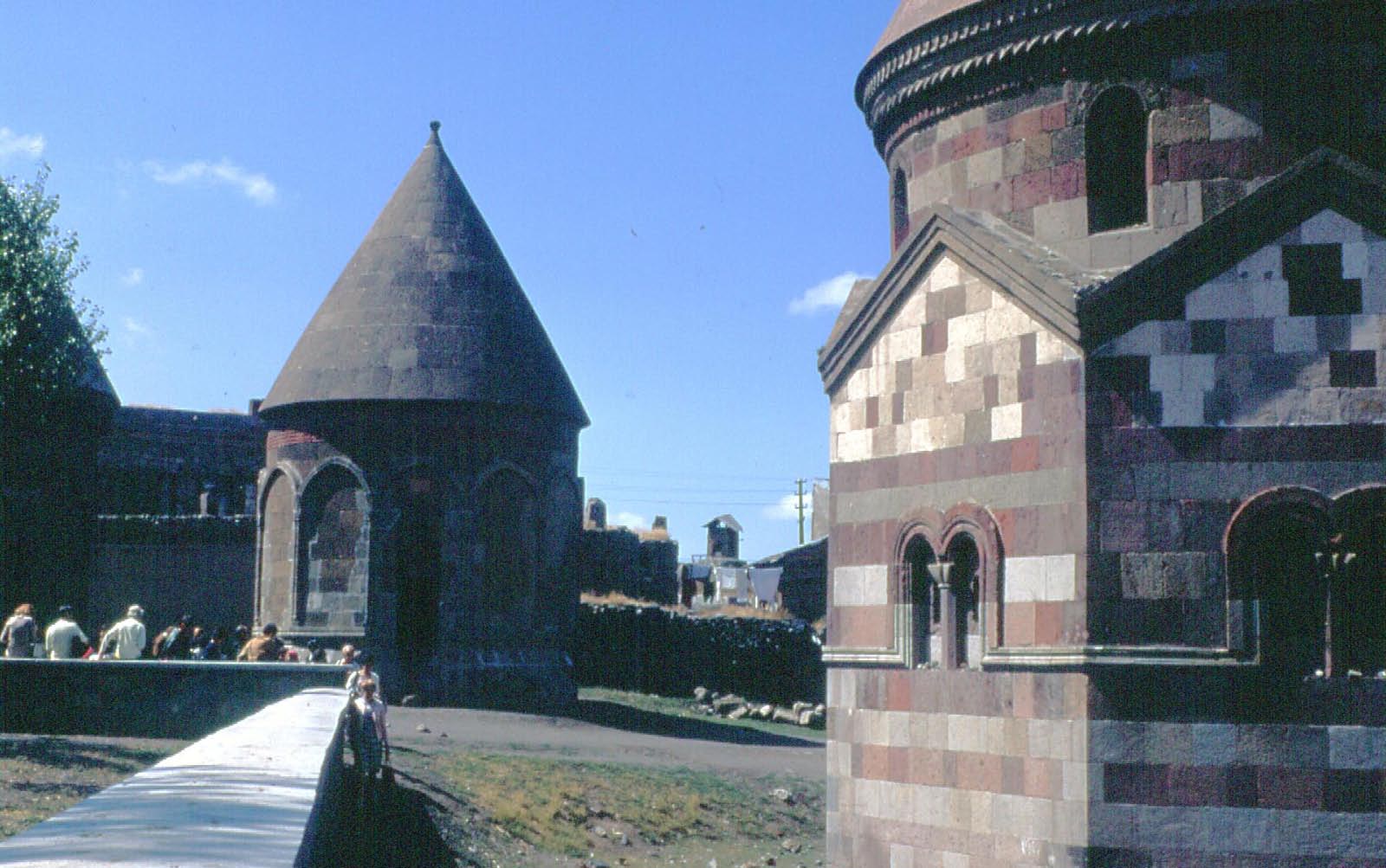 Ruines de l'ancienne vile de ANI 5Kars) a la frontière turco-arménienne Ruines de l'ancienne vile de ANI 5Kars) a la frontière turco-arménienne